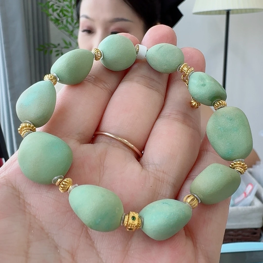 未镶嵌绿松石珠宝奇石