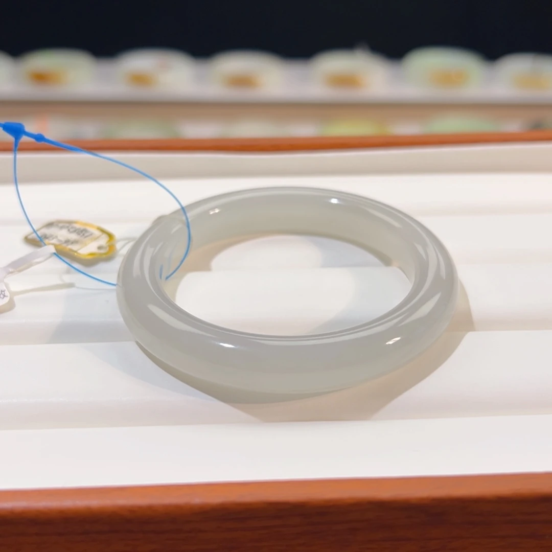 和田玉手镯未镶嵌  【冰紫月光】