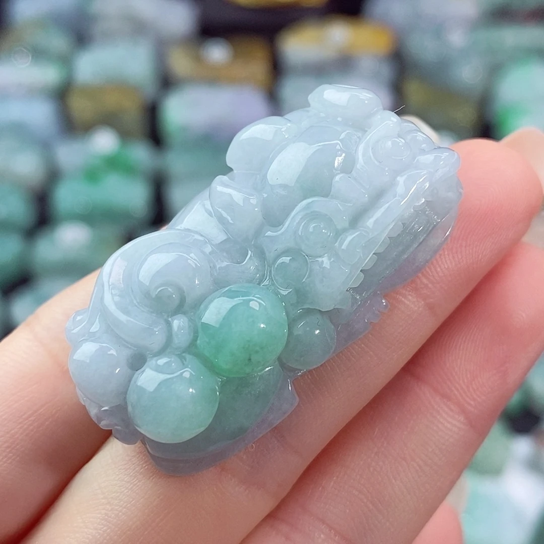 颈饰未镶嵌翡翠天然