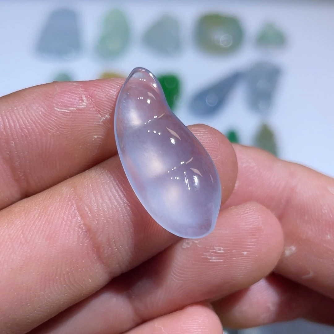 颈饰未镶嵌翡翠豆子