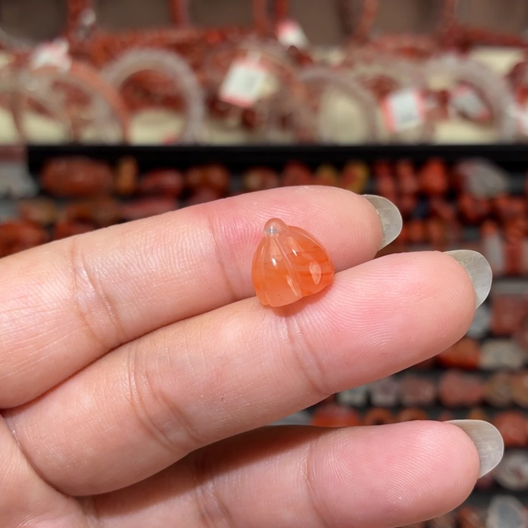 南红玛瑙未镶嵌吊坠(不含链)滴溜莲蓬