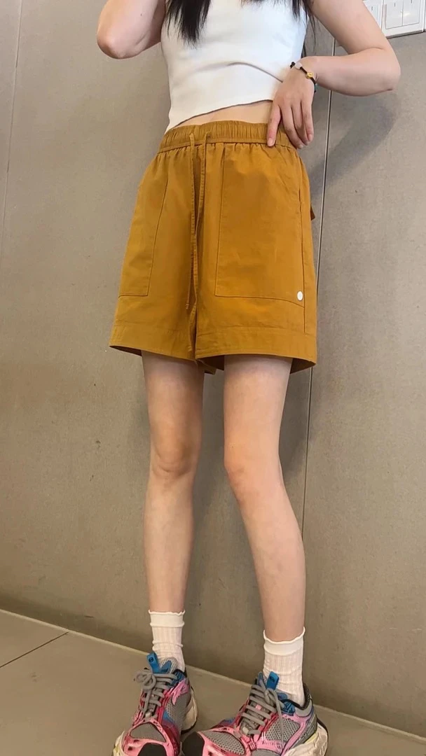 2025年夏新款松紧腰阔腿宽松大口袋休闲短裤2817