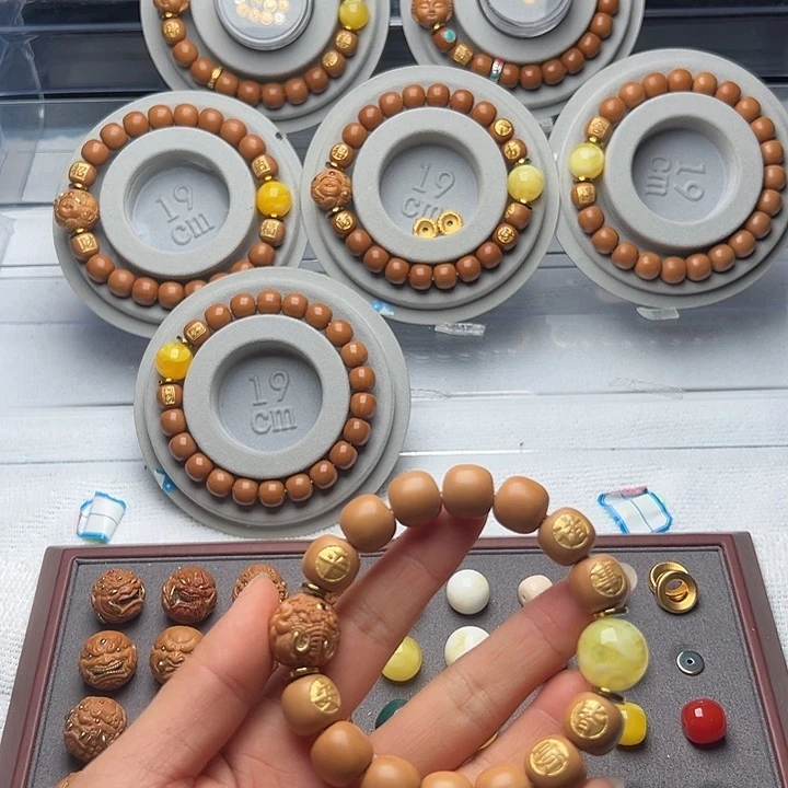 吊坠猴头核桃磊*