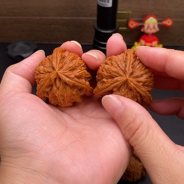 小***呀把件文玩核桃白奔