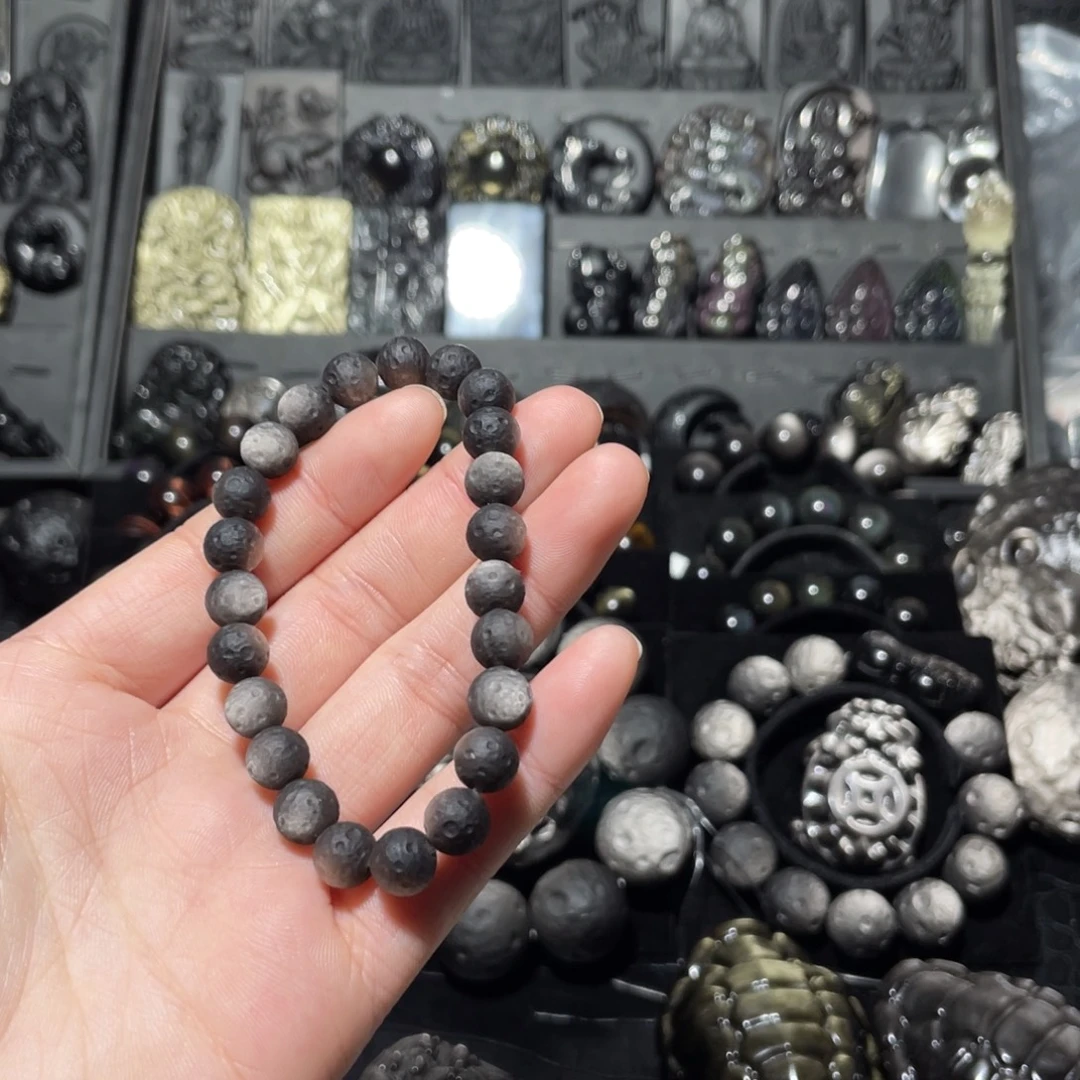 潇***洒黑曜岩未镶嵌珠宝奇石