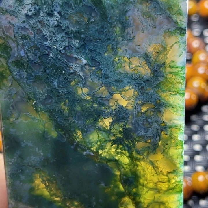 玛瑙/玉髓颈饰未镶嵌山****）