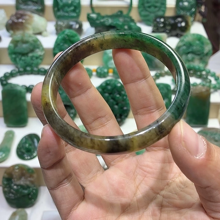独山玉未镶嵌手镯60圈口