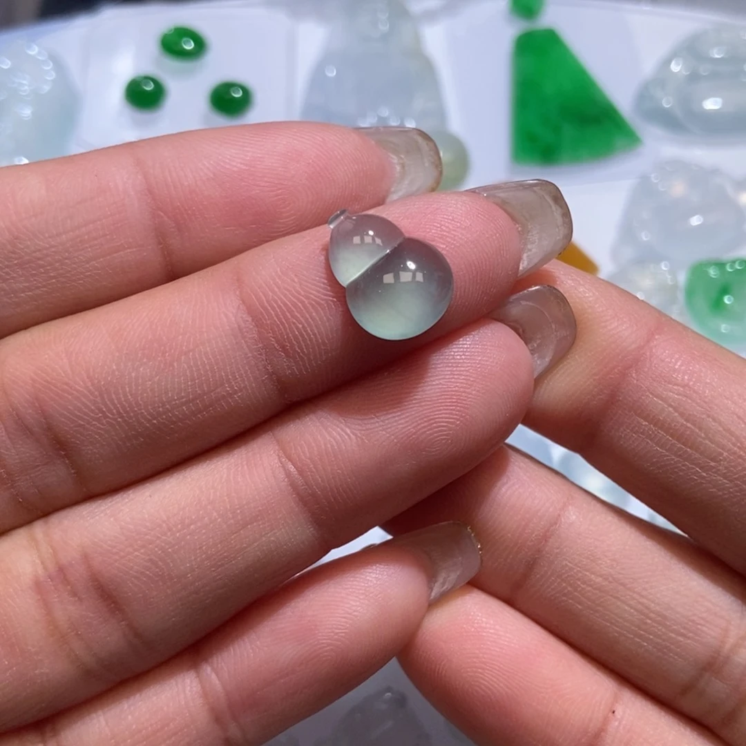 未镶嵌定制翡翠翡翠13/9.5/3.6