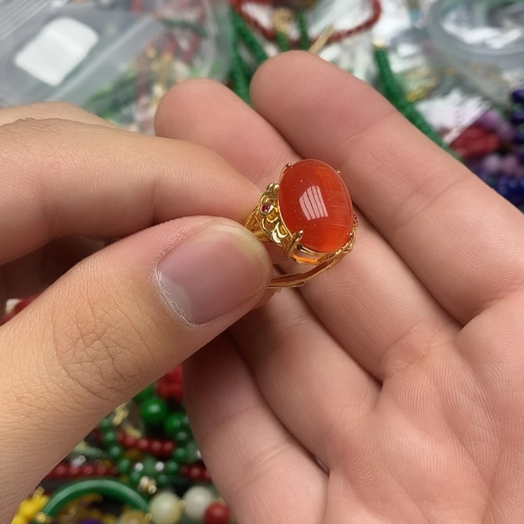 翡翠未镶嵌颈饰8888