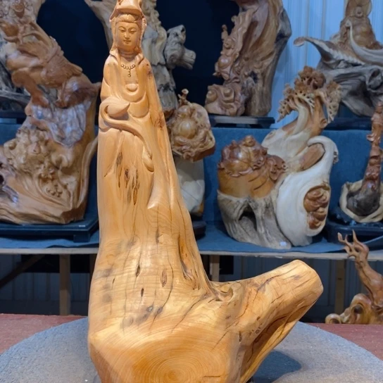 柏木（崖柏）根雕摆件