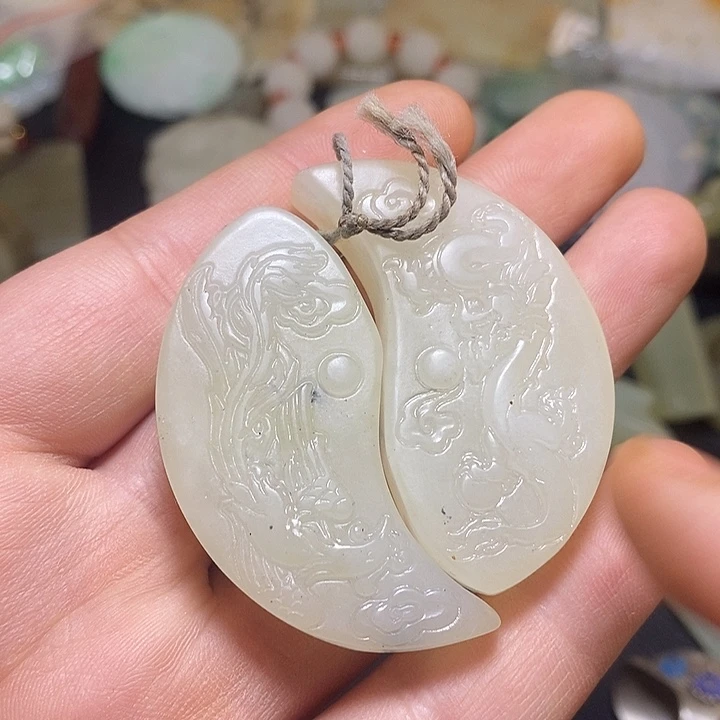 和田玉（糖玉）未镶嵌颈饰