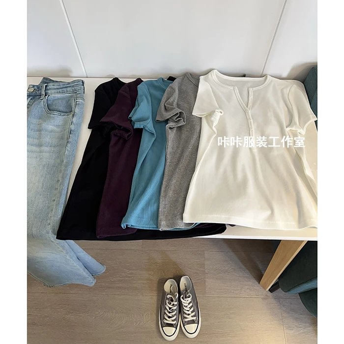 REKAYYAT ”缤纷“ 韩系时尚百搭小众设计感半门襟纽扣短袖T恤