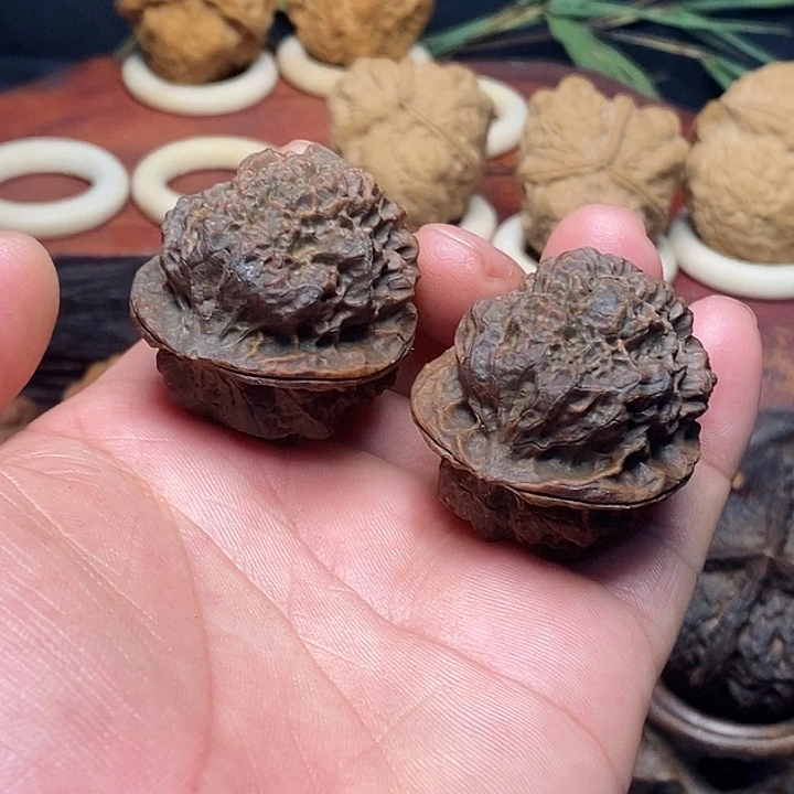 文玩核桃吊坠云南铁核桃放福利2