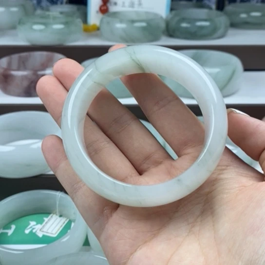 石英质玉（金丝玉）未镶嵌手镯
