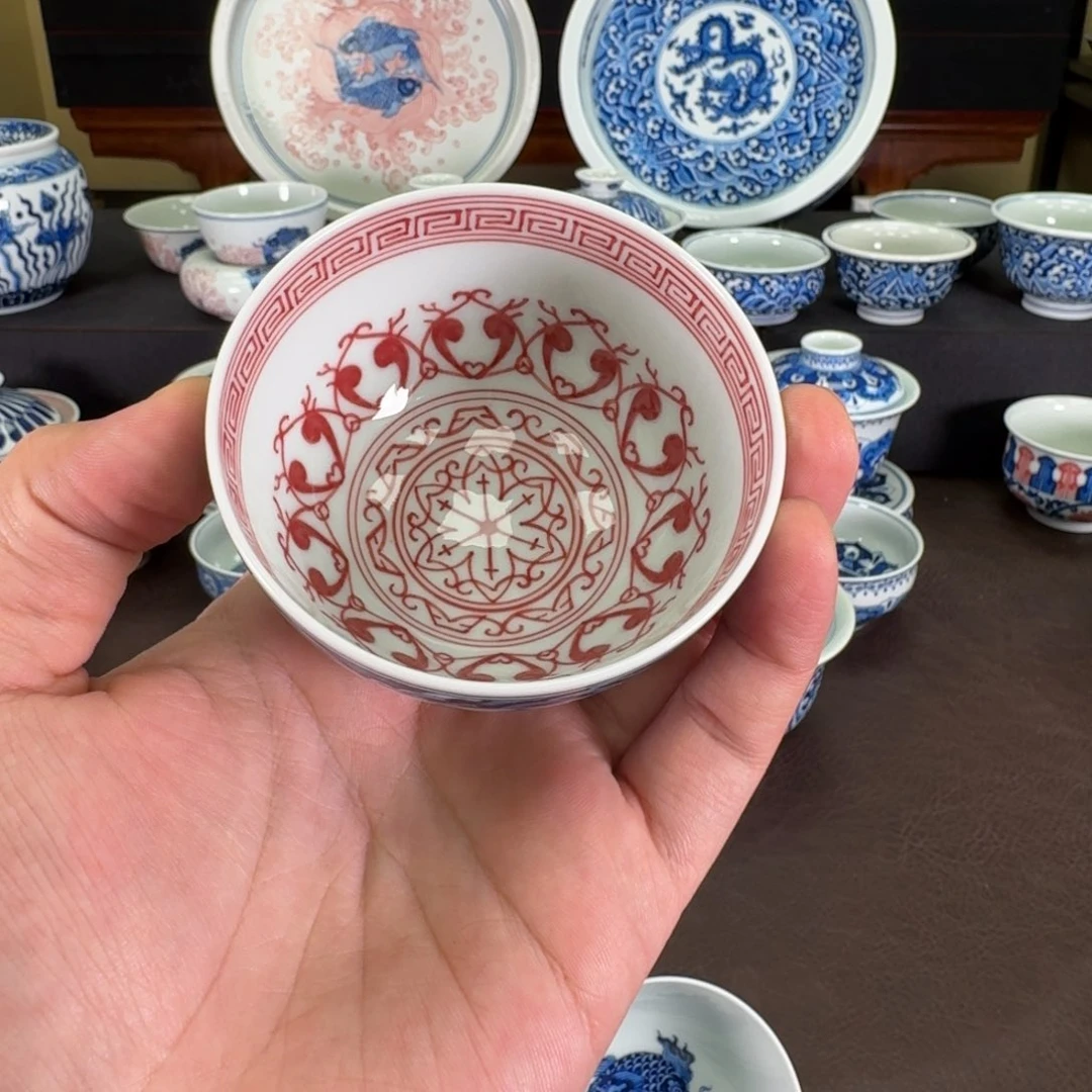 瓷片红蓝双菊宝相鸡心杯羿器窑