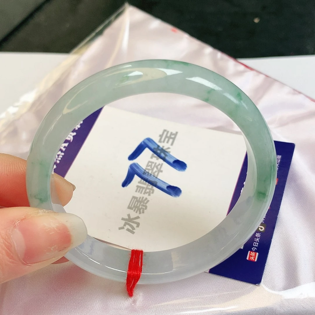 翡翠手镯未镶嵌缅甸天然a货翡翠