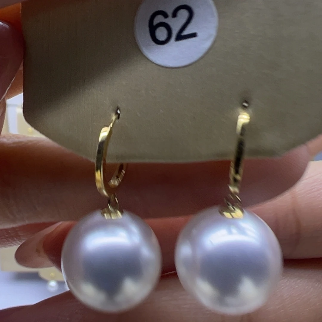耳饰淡水珍珠18K金镶嵌