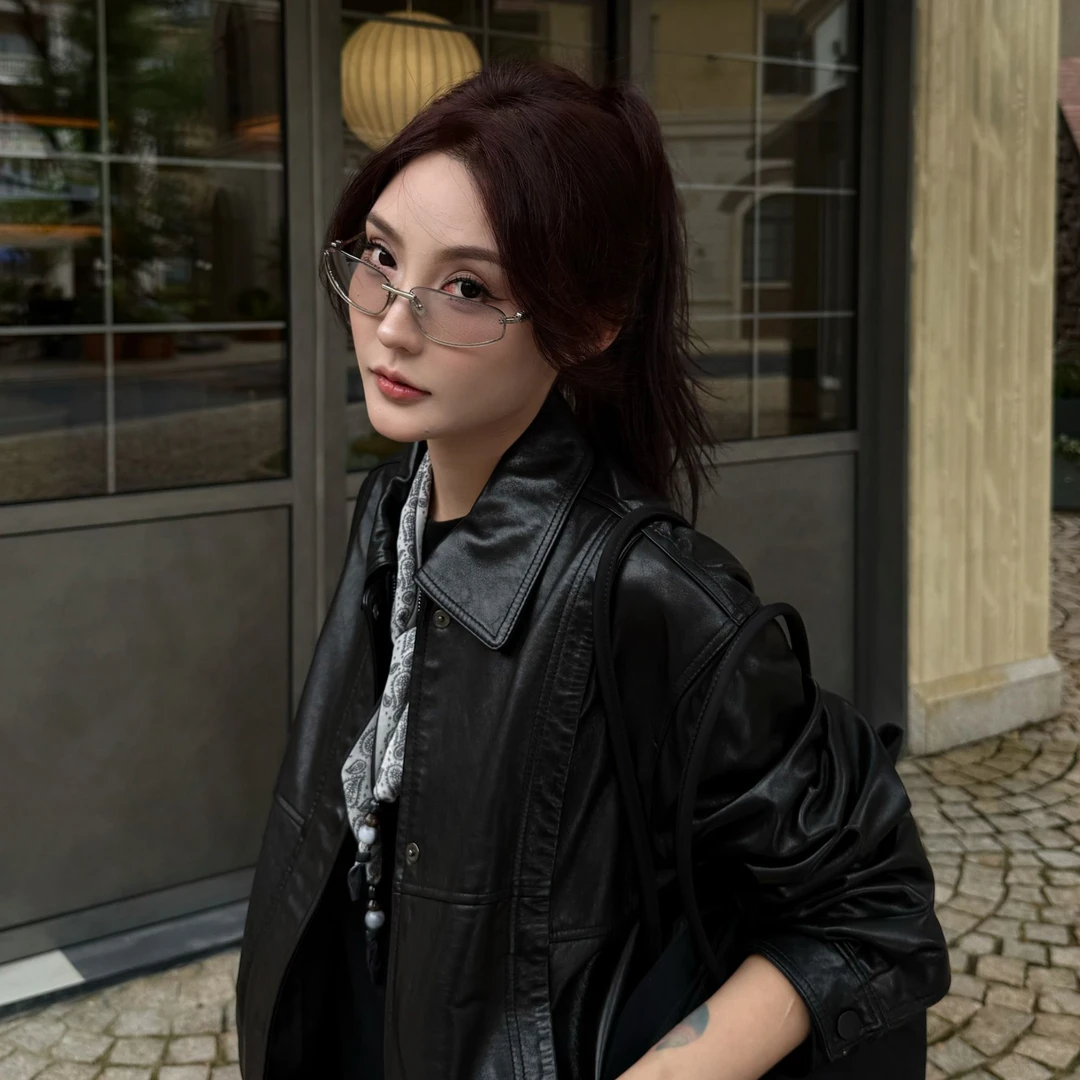 Moprobably李予诺「誉为」"羊皮"时尚气质机车皮衣外套L5382004