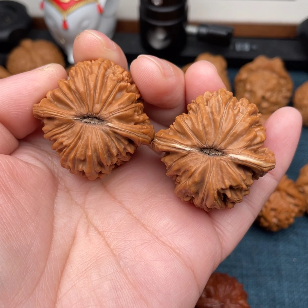 文玩核桃把件四座楼39