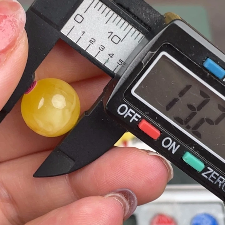 琥珀裸石未镶嵌微瑕1229