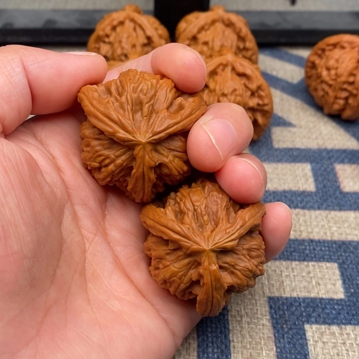 吊坠文玩核桃《****收三棱