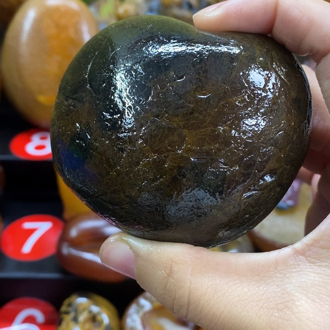 玛瑙/玉髓未镶嵌珠宝奇石