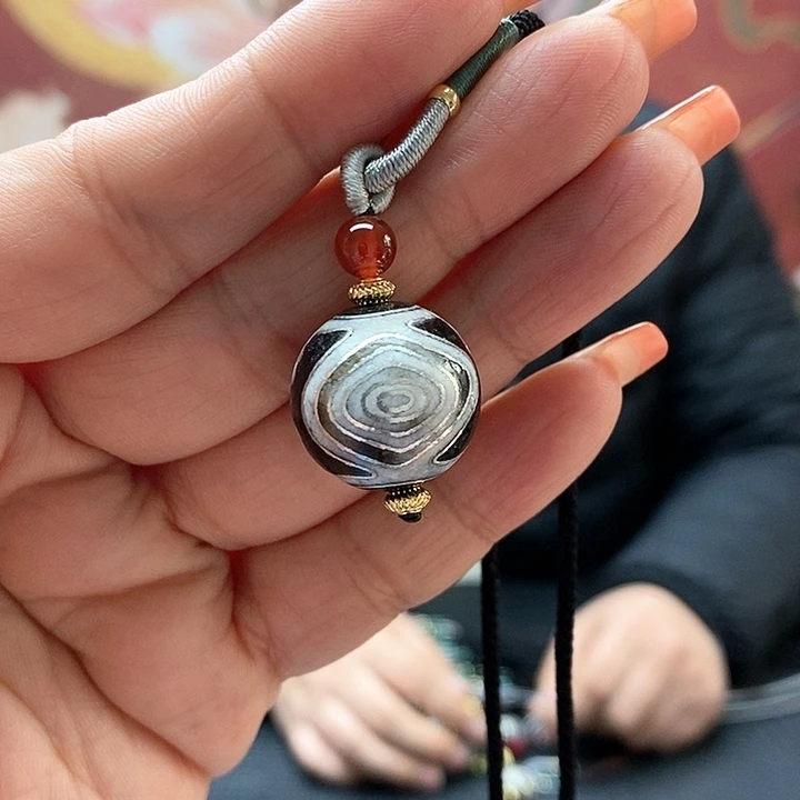 玛瑙/玉髓颈饰合金