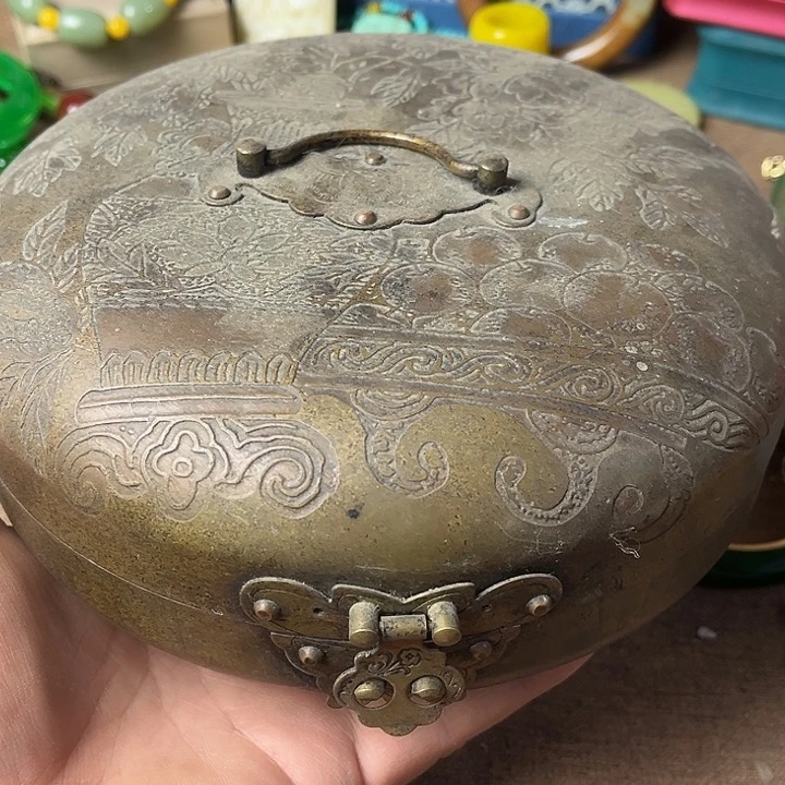 瓷片比德居此德居