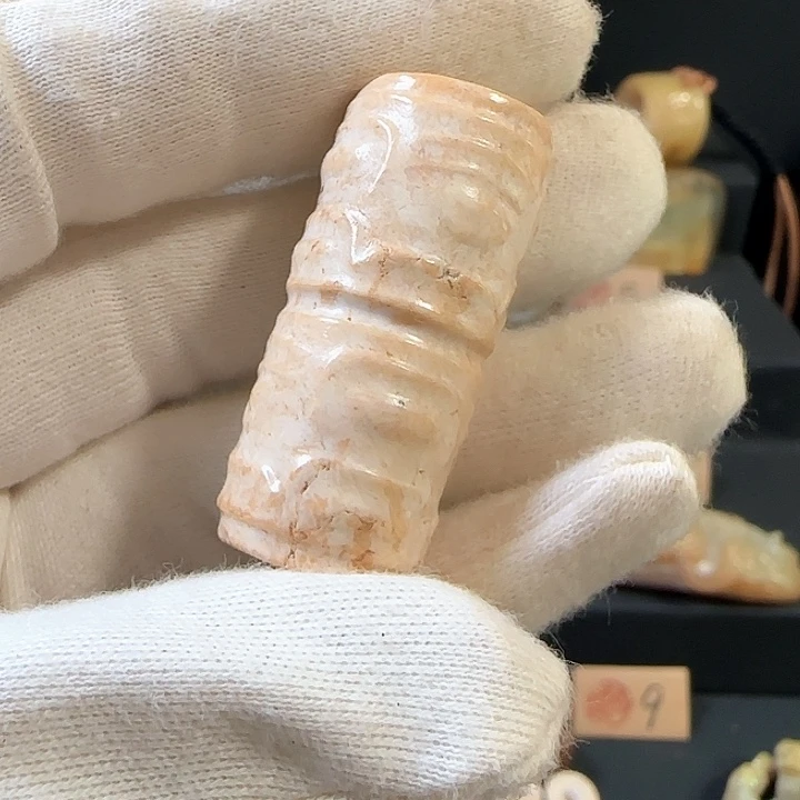 用***3透闪石质玉未镶嵌颈饰