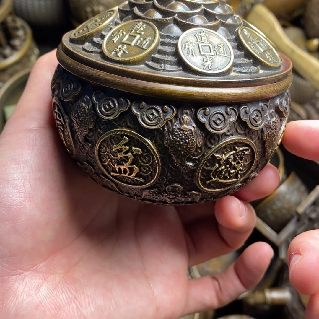 精美铜器做工精良