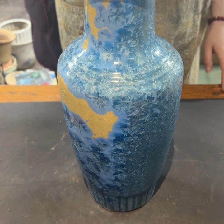 星***和瓷片拾六家的瓷器瓷器
