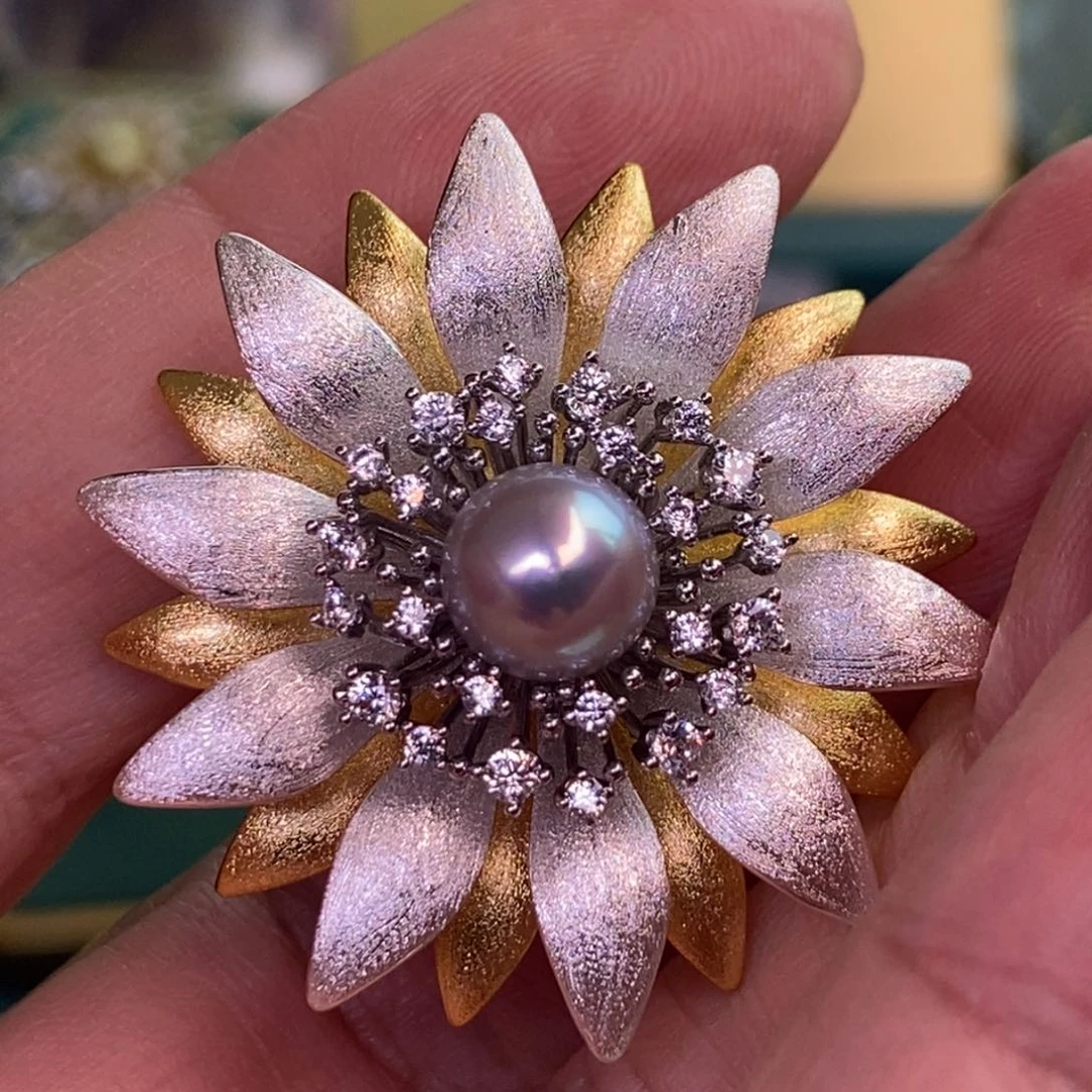 未镶嵌胸饰海水珍珠