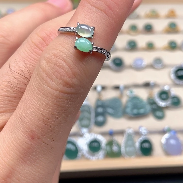 翡翠未镶嵌戒指戒指