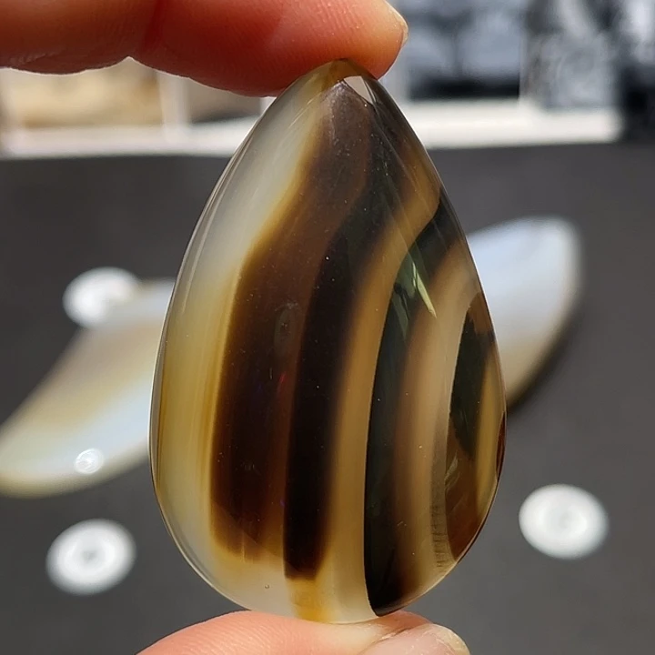 玛瑙/玉髓颈饰未镶嵌