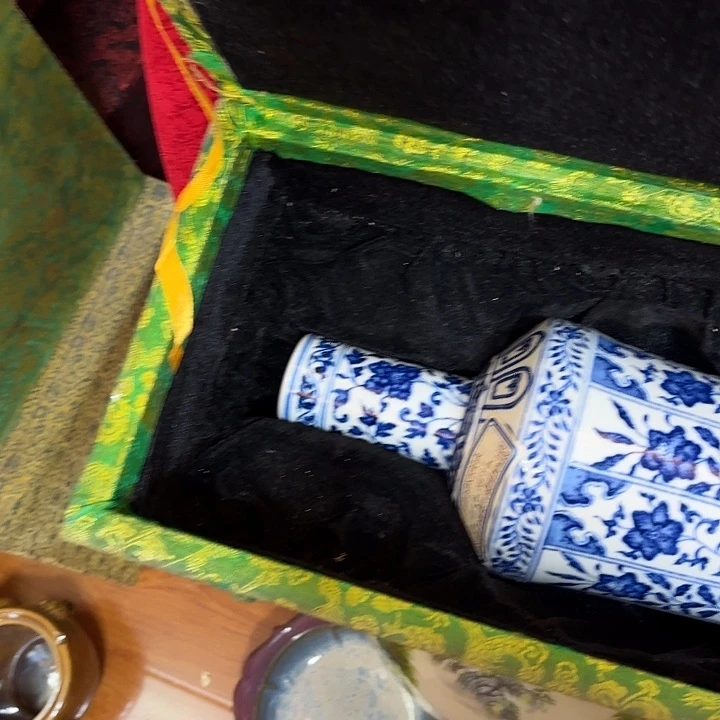 博***普陶瓷摆件不固定一件带盒子