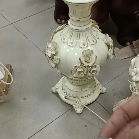 陶瓷瑕。。。。。。。。。。。。。。。