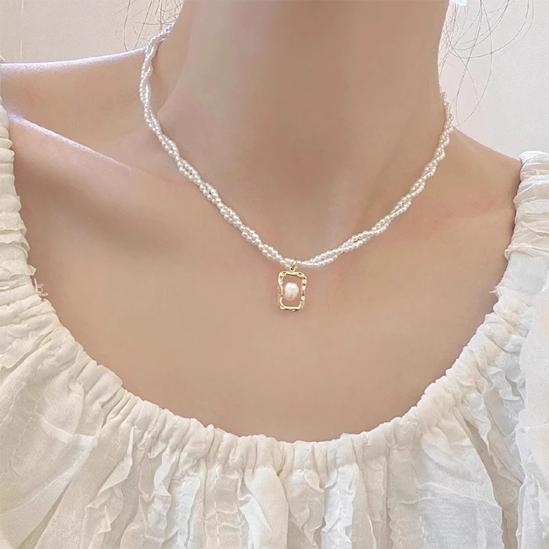 铜合金项链 法式轻奢缠绕项链小众高级感2025新款时尚气质锁骨链