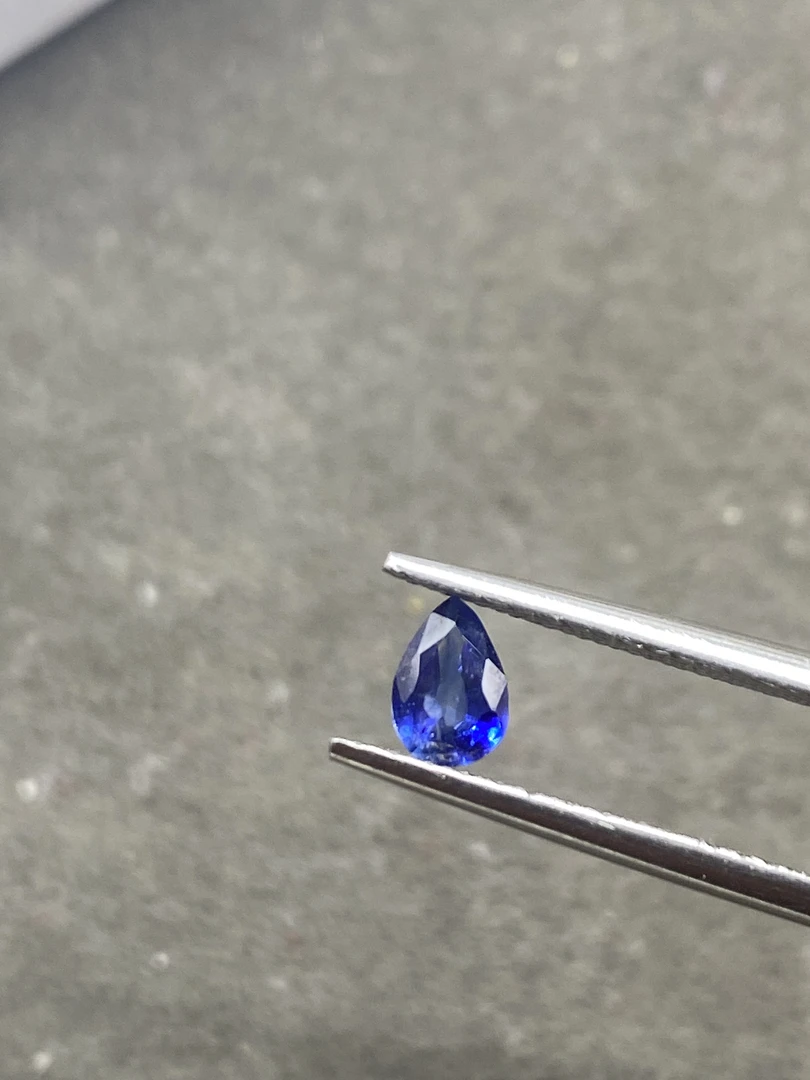 天然拉水宝斯里兰卡蓝宝石0.29克拉