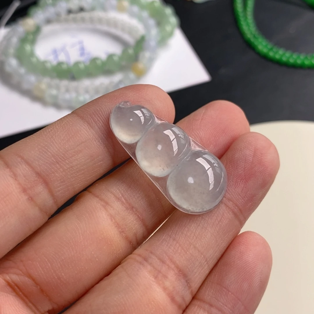 翡翠未镶嵌手链豆子