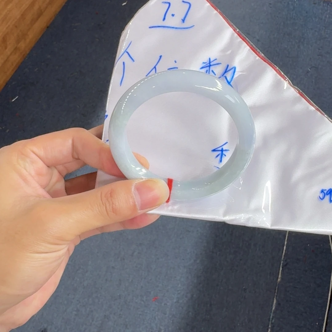 *****翡翠未镶嵌手镯纯天然缅甸翡翠A货