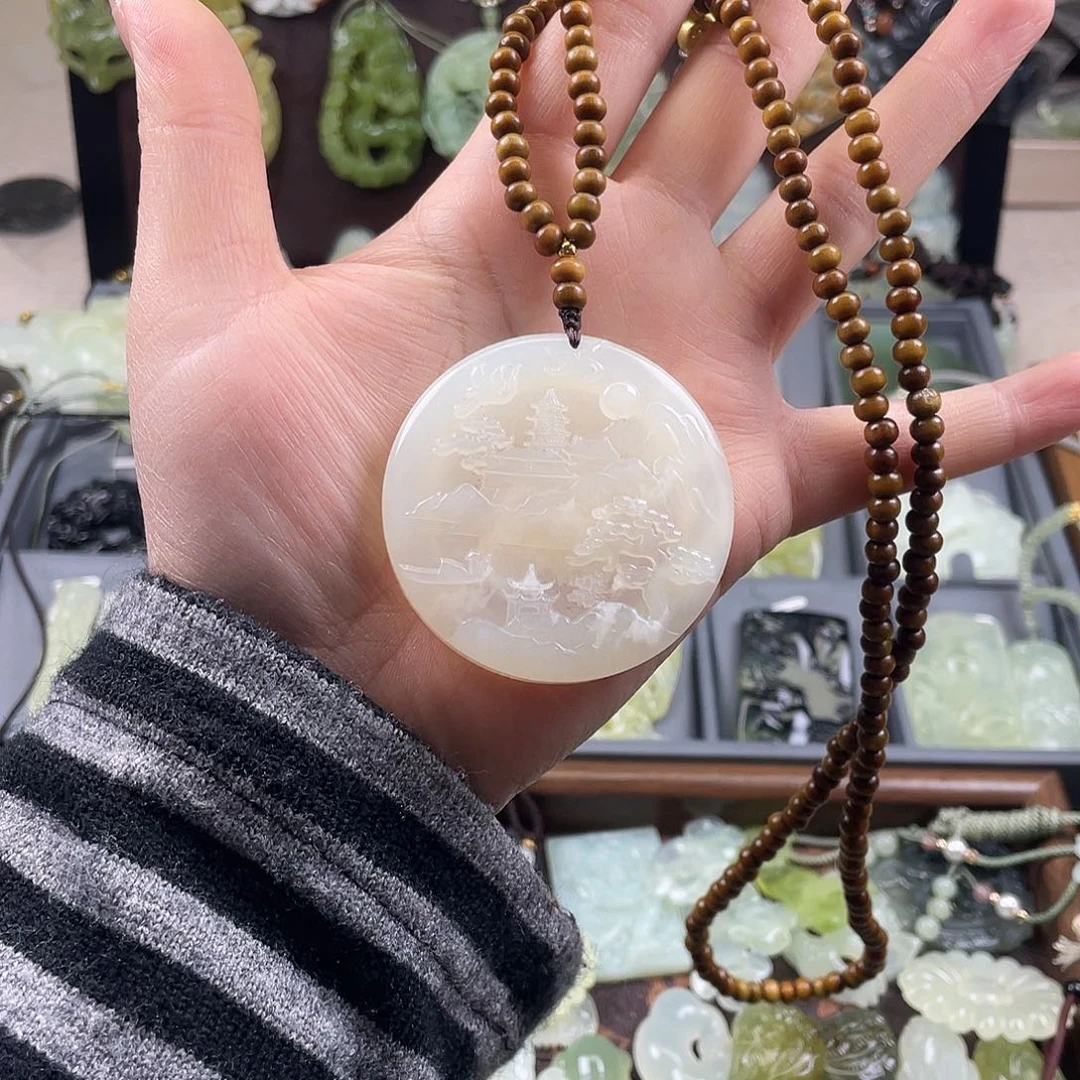 岫玉未镶嵌吊坠(赠链)