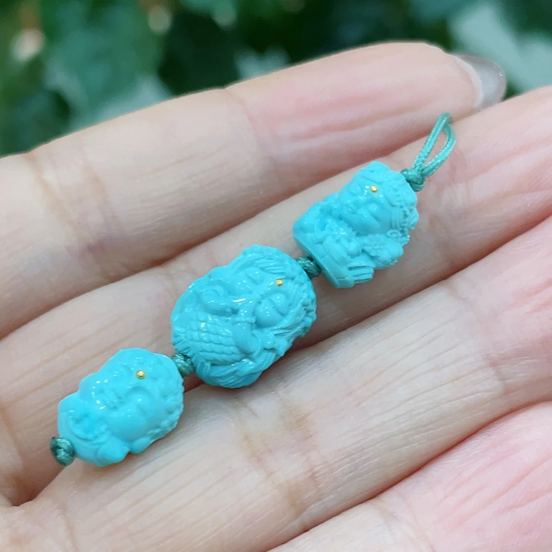 绿松石颈饰未镶嵌