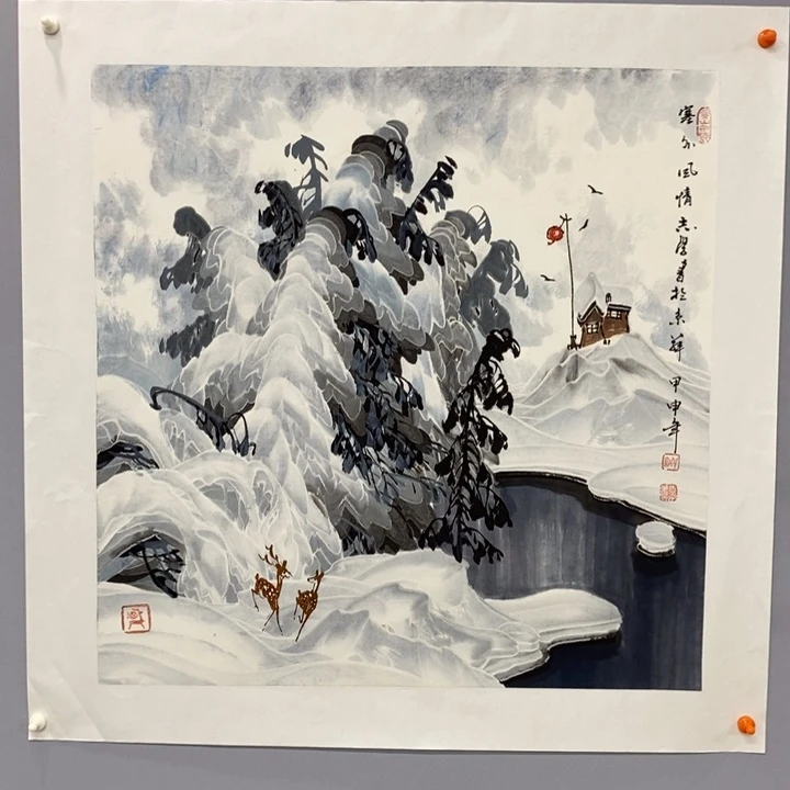 手绘作品等多种形式进行