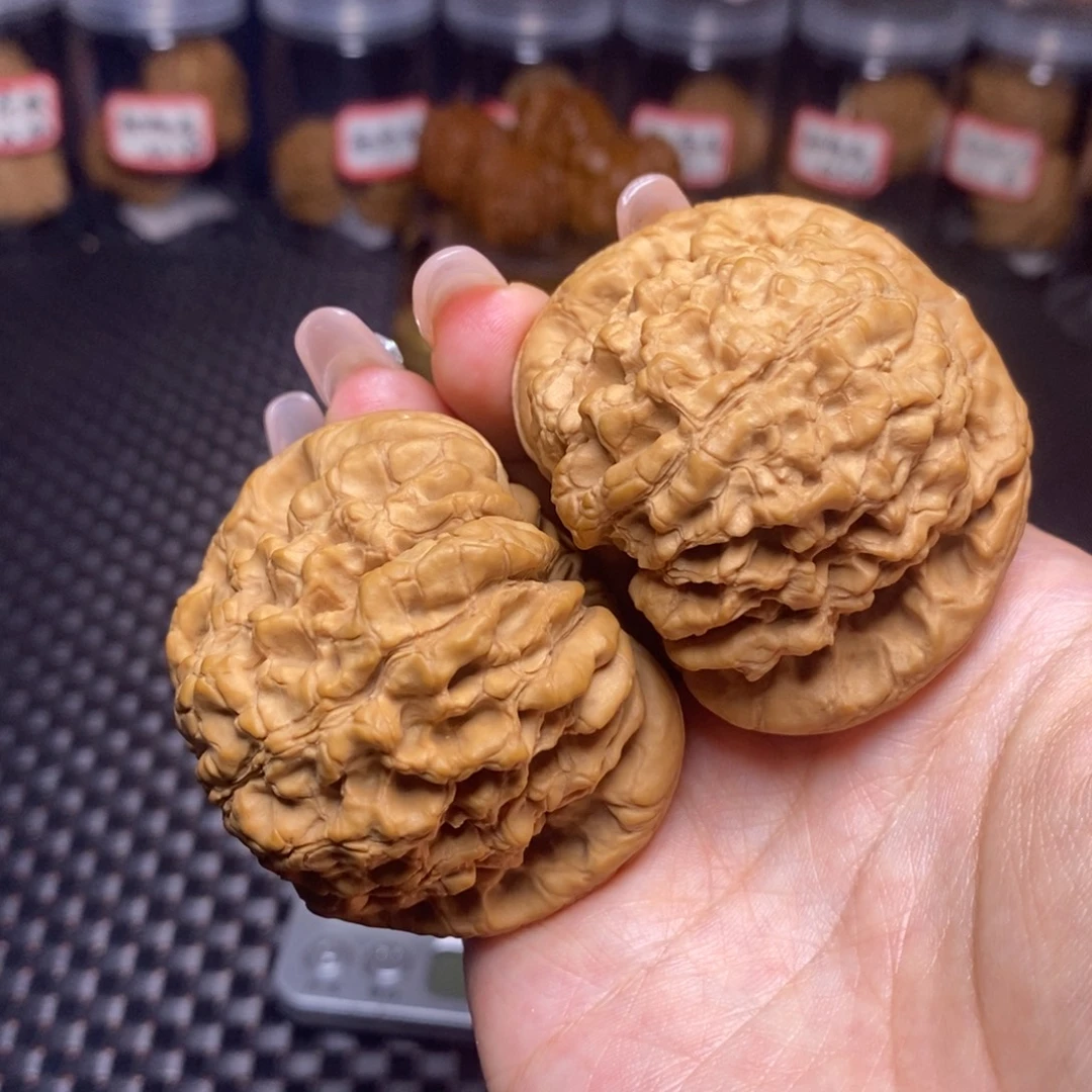 文玩核桃吊坠全品龙鼎54