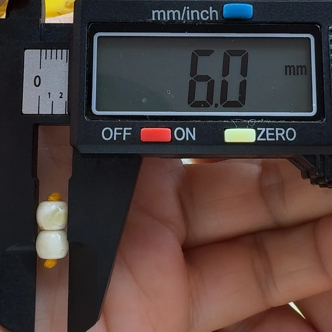 蜜蜡未镶嵌裸石15杂