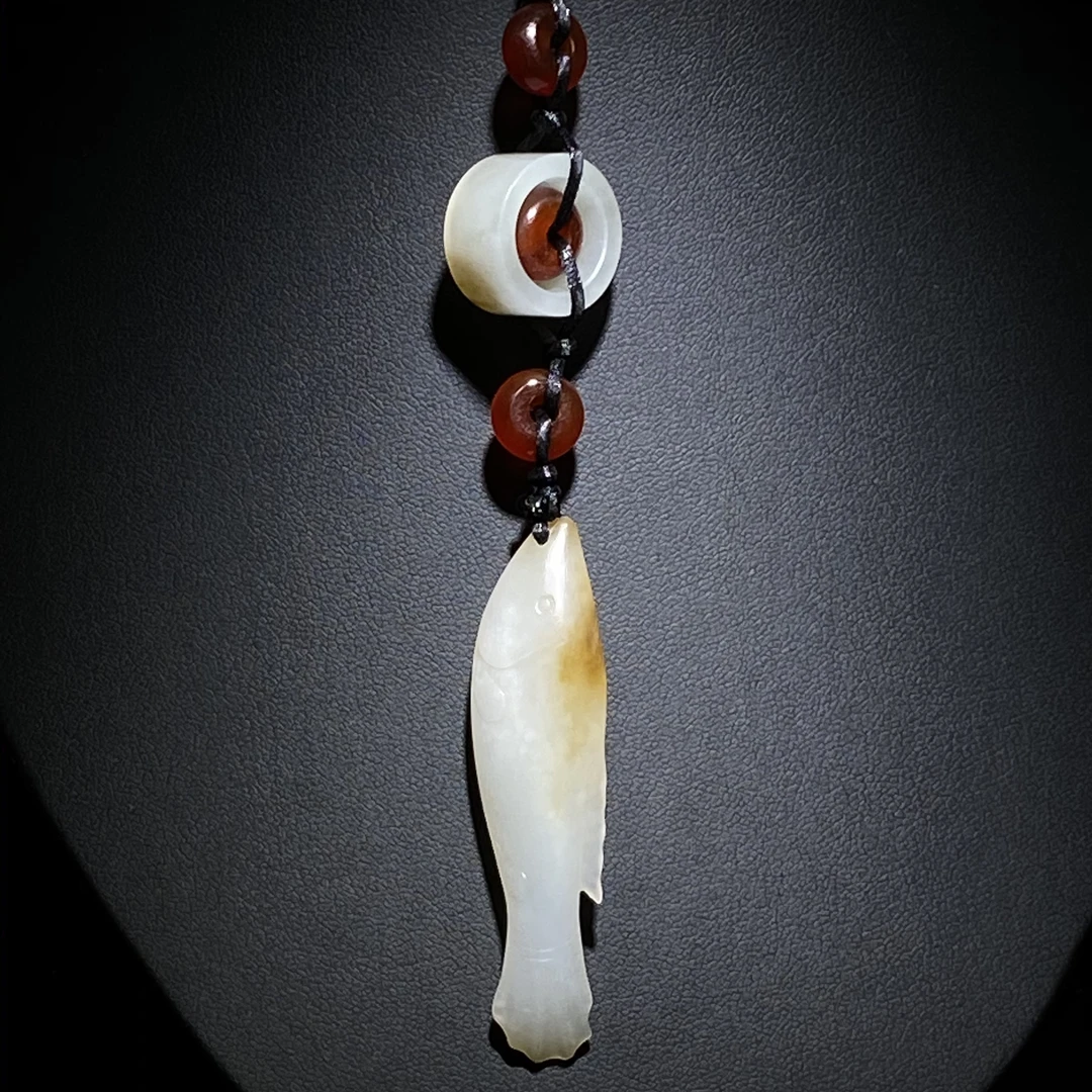 臻藏（8a）和田玉鱼挂饰2412310040