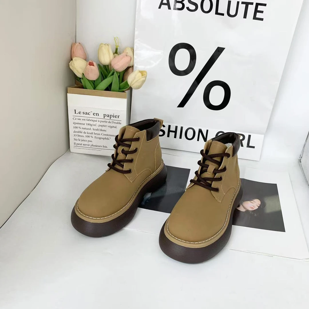 新款气质休闲百搭女士{大棉}马丁靴A/XYX/906-2