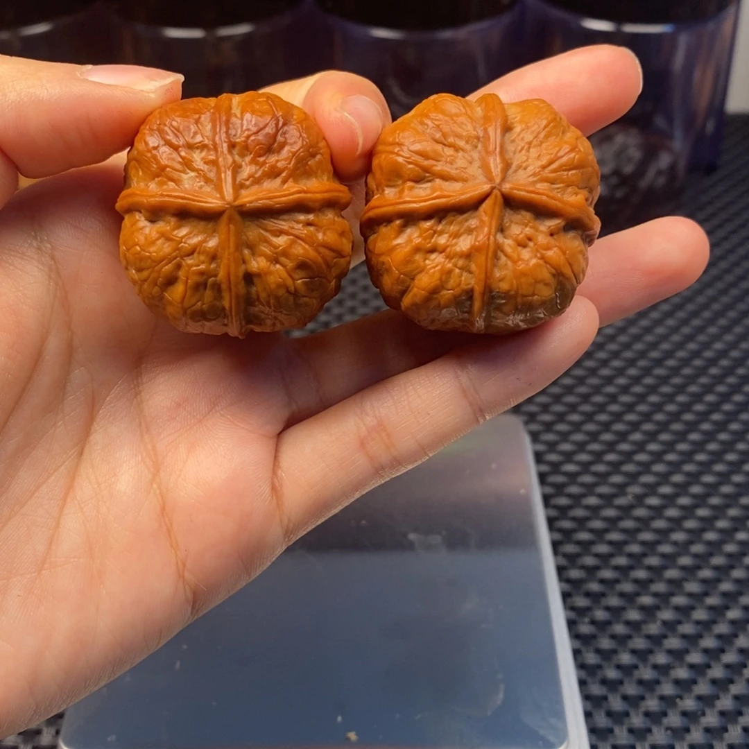 把件文玩核桃金蟒四棱38