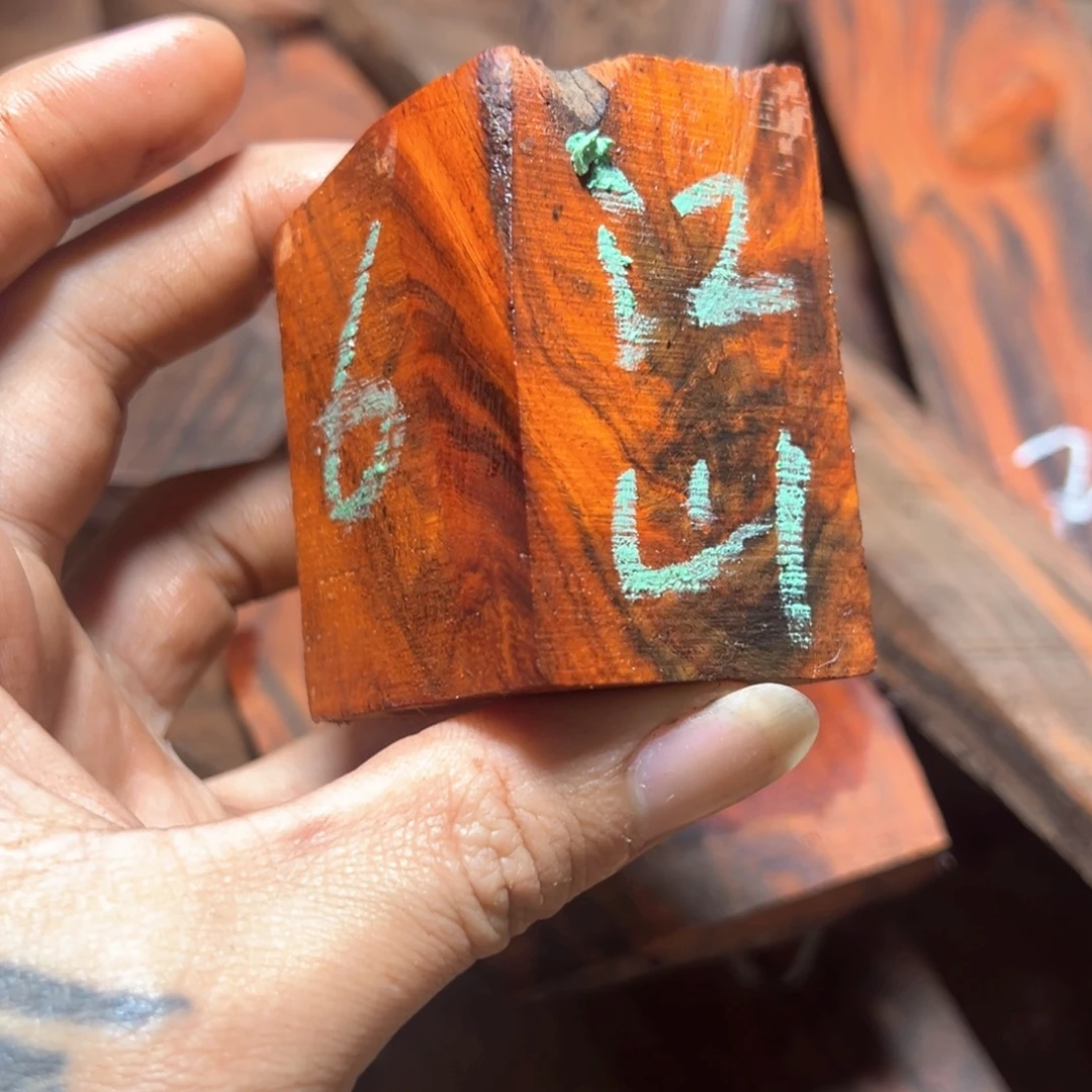 江***画交趾黄檀（大红酸枝）