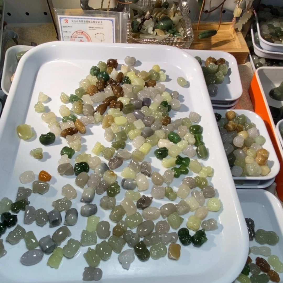 和田玉未镶嵌手链微瑕发二